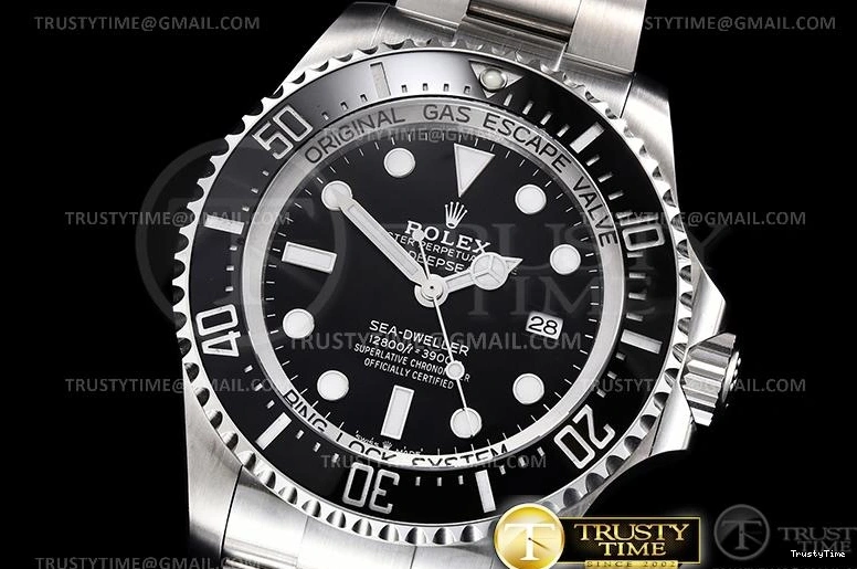 1031 ROLSD0102 – Deep Sea Dweller Blk Supportive 1013